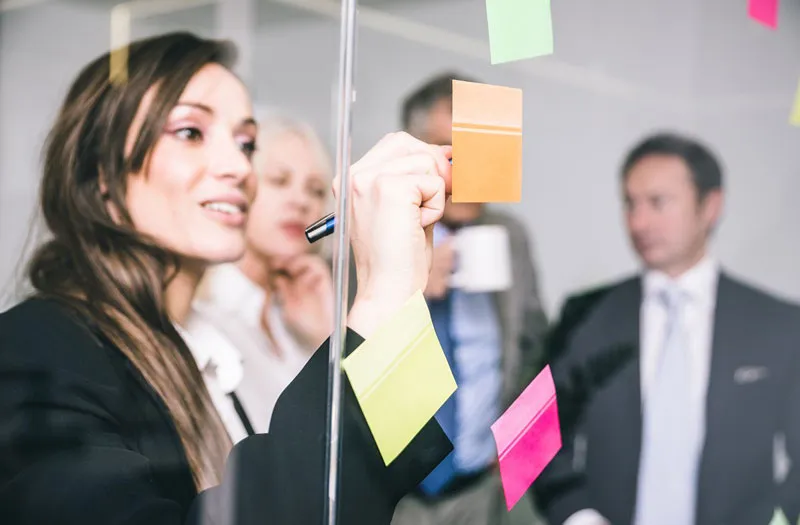 Seminare: Generation Y und Z erfolgreich über digitale und soziale Medien anzusprechen.